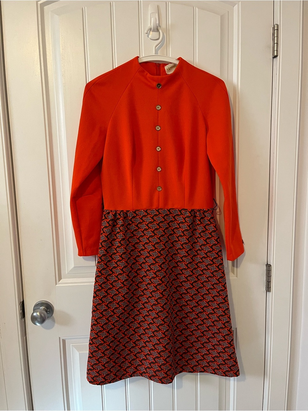 Vintage orange shirtdress